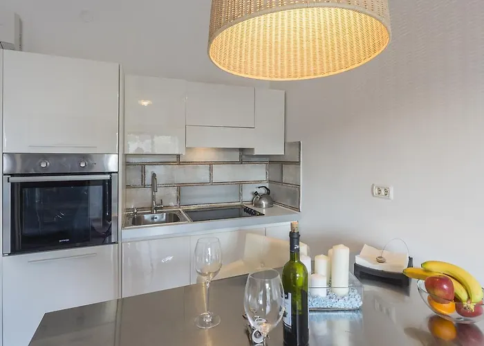 Monte & Paradiso Lejlighed *